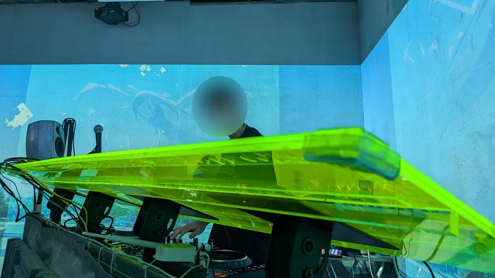 Djの活動風景
